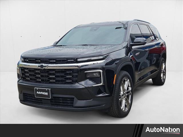Photo of 2025 Mosaic Black Metallic Chevrolet Traverse