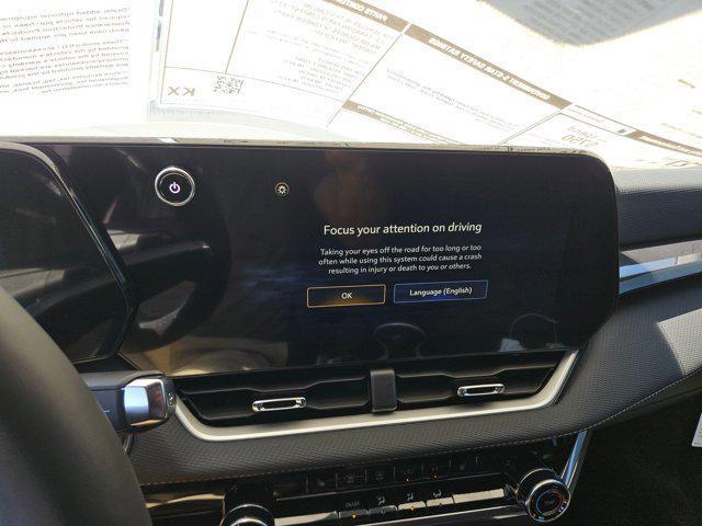 Photo of 2026 Summit White Chevrolet Equinox