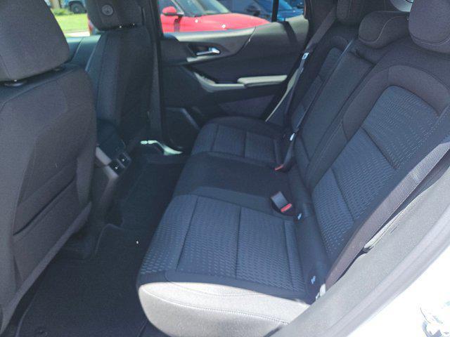 Photo of 2026 Summit White Chevrolet Equinox
