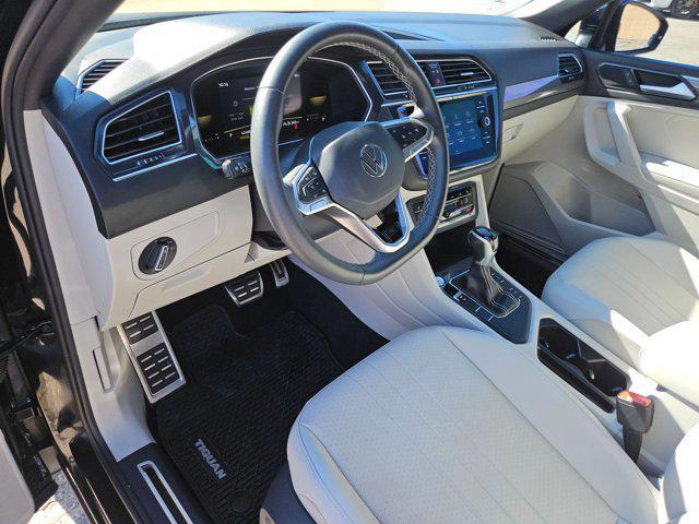 Photo of 2023 Black Volkswagen Tiguan