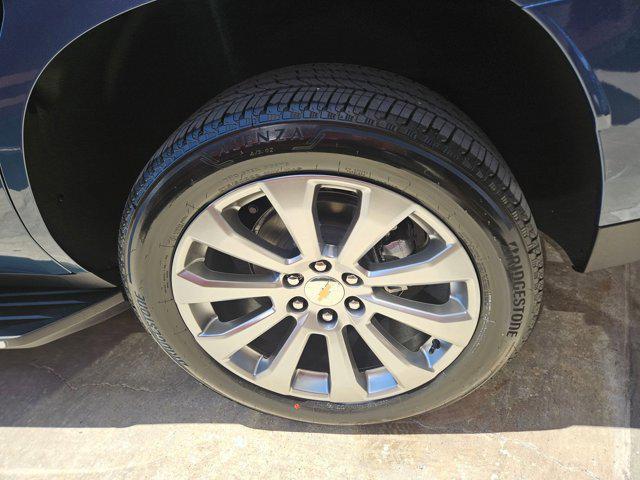 Photo of 2025 Lakeshore Blue Metallic Chevrolet Tahoe