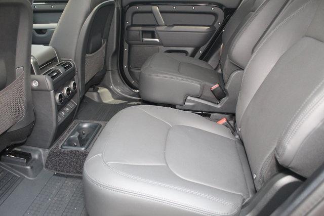 Photo of 2025 Santorini Black Metallic Land Rover Defender