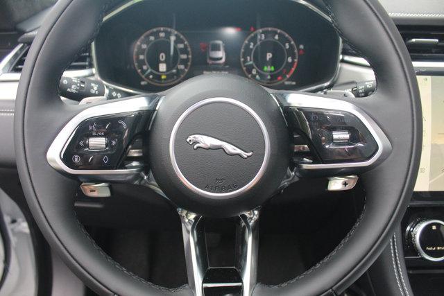 Photo of 2026 Fuji White Jaguar F-PACE