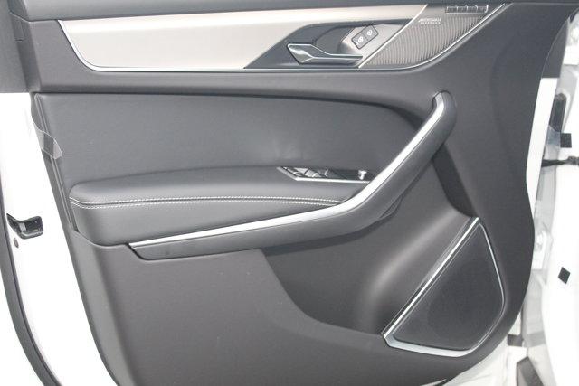 Photo of 2026 Fuji White Jaguar F-PACE