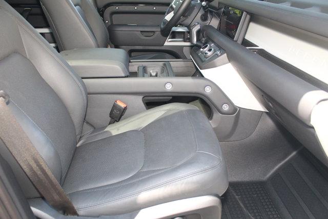 Photo of 2024 Santorini Black Metallic Land Rover Defender