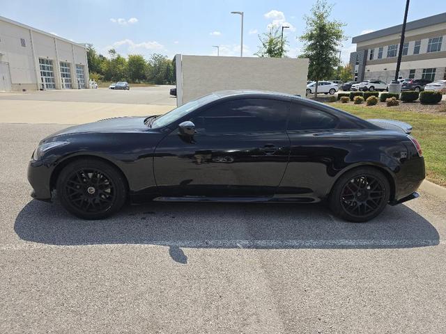 Photo of 2011 Black Obsidian INFINITI G37