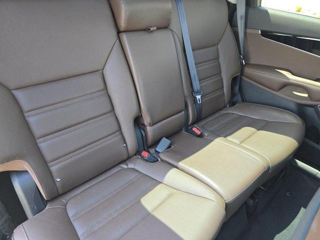 Photo of 2020 Imperial Blue Kia Sorento