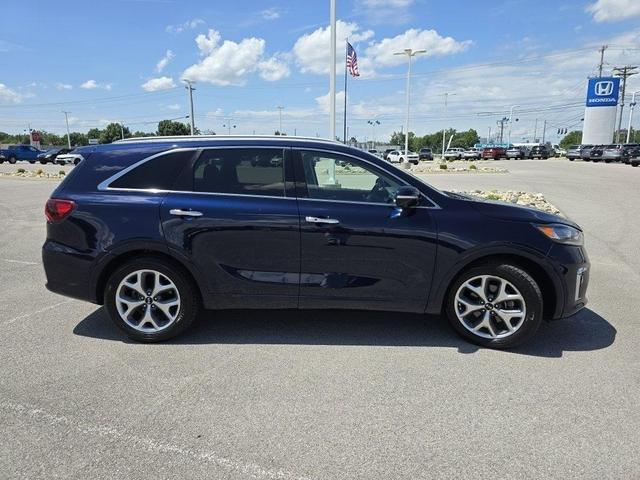 Photo of 2020 Imperial Blue Kia Sorento
