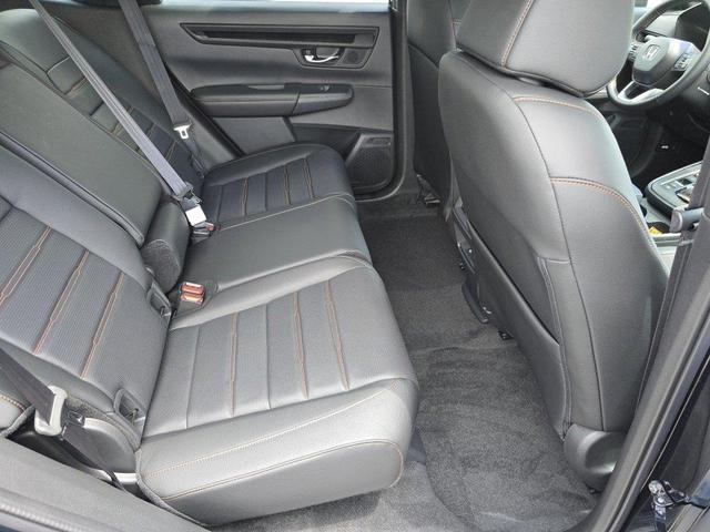Photo of 2026 Crystal Black Pearl Honda CR-V Hybrid