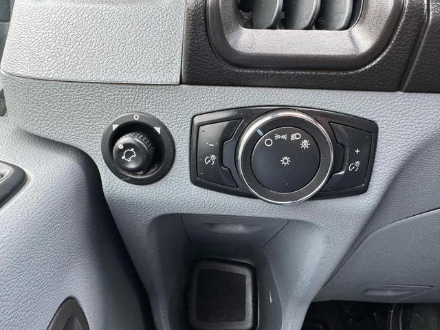 Photo of 2019 Oxford White Ford Transit-350
