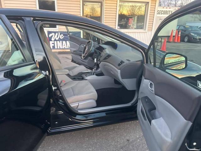 Photo of 2012 Crystal Black Pearl Honda Civic