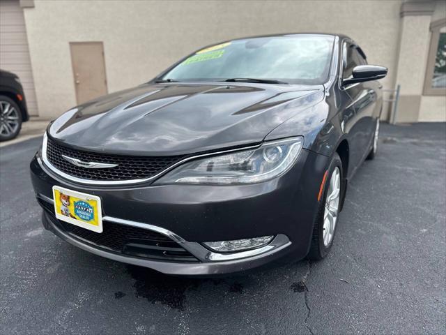 2015 Chrysler 200