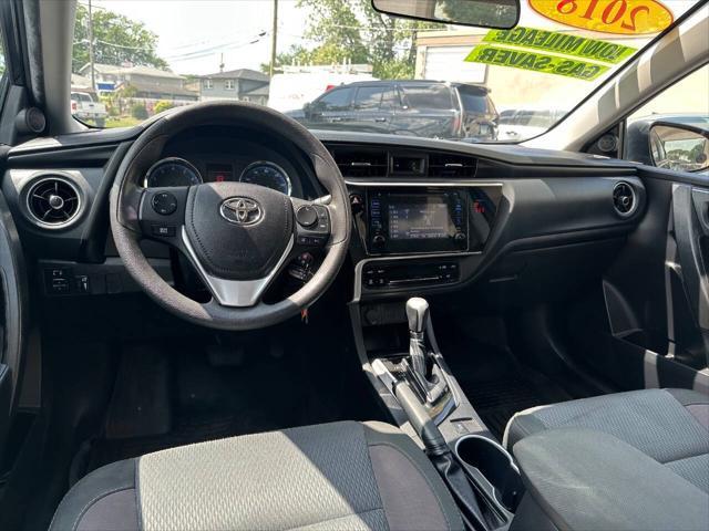 Photo of 2018 Black Sand Pearl Toyota Corolla