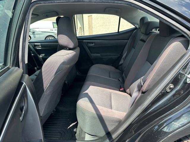 Photo of 2018 Black Sand Pearl Toyota Corolla