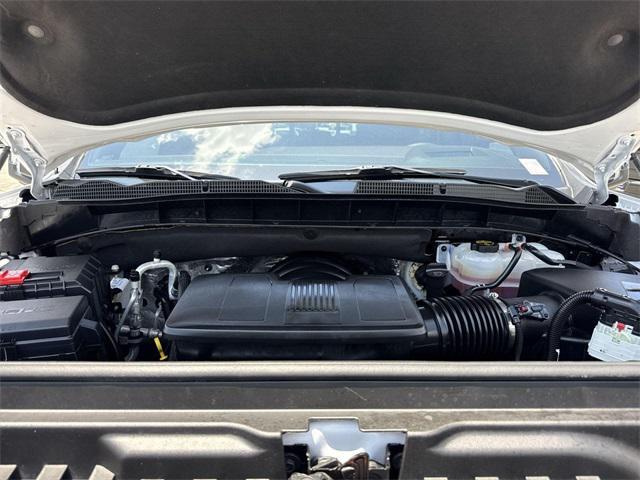 Photo of 2024 White Frost Tricoat GMC Sierra 1500