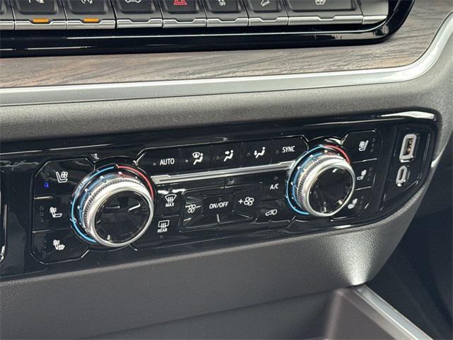 Photo of 2026 Onyx Black GMC Sierra 1500