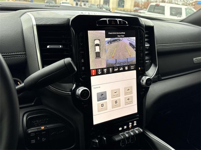 Photo of 2024 Diamond Black Crystal Pearlcoat RAM 2500