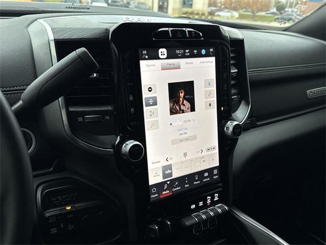 Photo of 2024 Diamond Black Crystal Pearlcoat RAM 2500