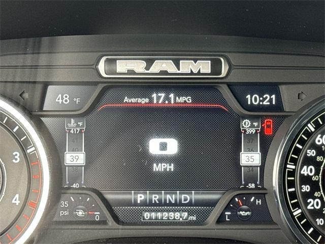 Photo of 2024 Diamond Black Crystal Pearlcoat RAM 2500