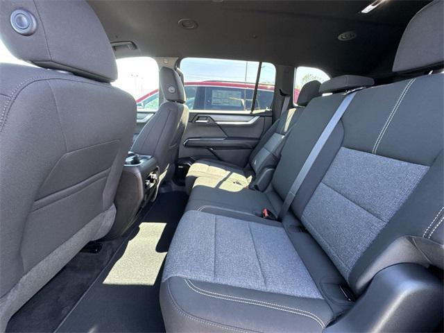 Photo of 2025 Summit White GMC Acadia
