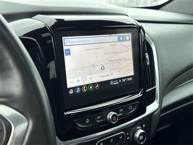 Photo of 2023 Mosaic Black Metallic Chevrolet Traverse