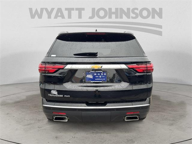 Photo of 2023 Mosaic Black Metallic Chevrolet Traverse