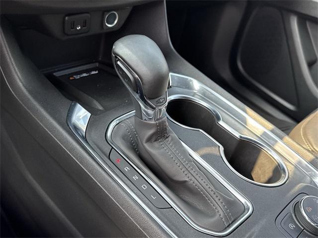 Photo of 2023 Mosaic Black Metallic Chevrolet Traverse