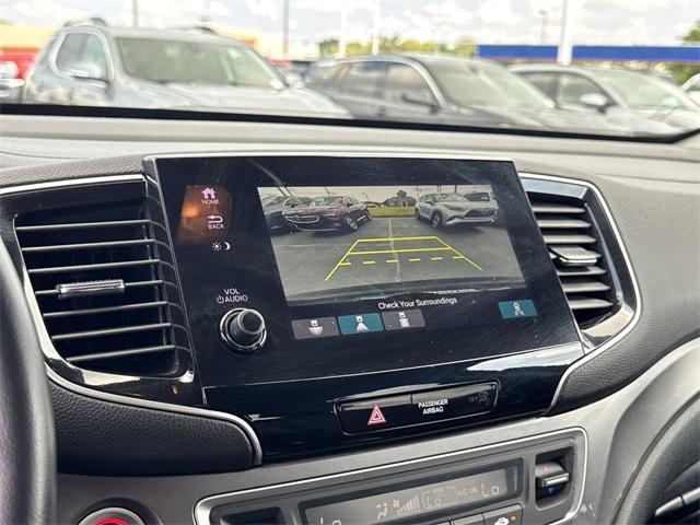 Photo of 2022 Crystal Black Pearl Honda Pilot