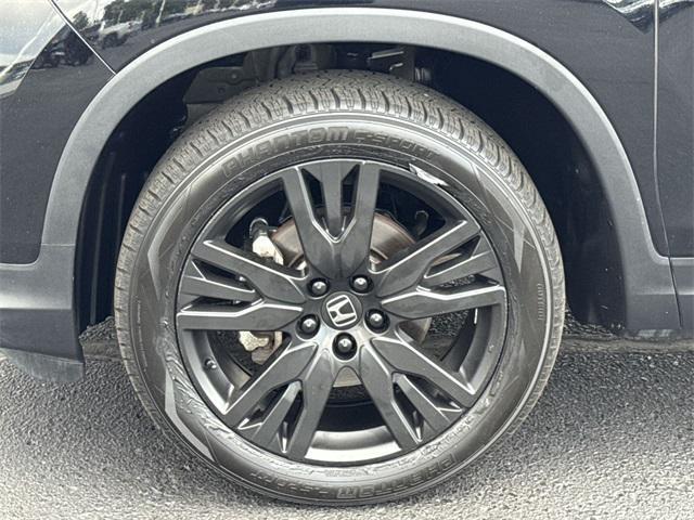 Photo of 2022 Crystal Black Pearl Honda Pilot