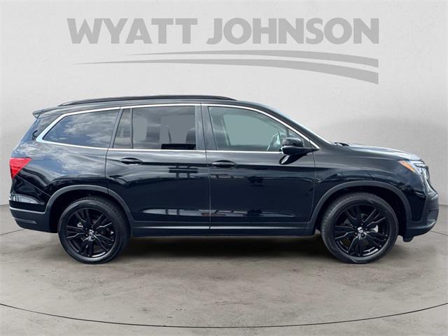 Photo of 2022 Crystal Black Pearl Honda Pilot