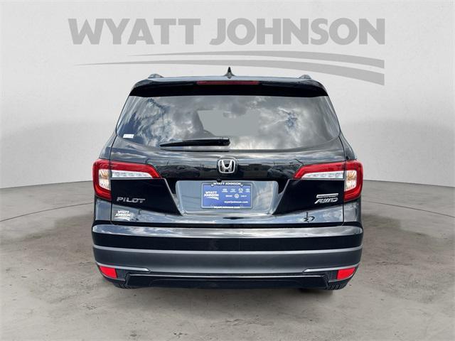 Photo of 2022 Crystal Black Pearl Honda Pilot