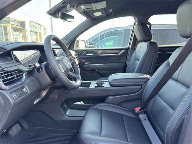 Photo of 2026 Summit White GMC Acadia