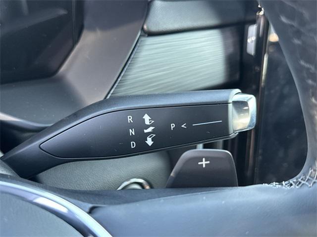 Photo of 2026 Summit White GMC Acadia