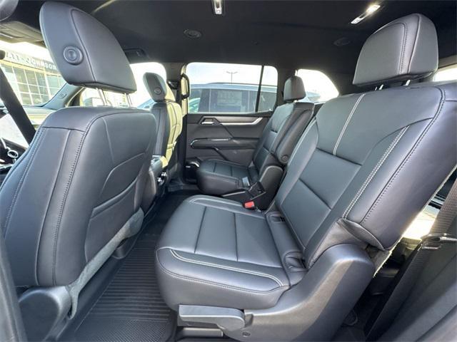 Photo of 2026 Summit White GMC Acadia