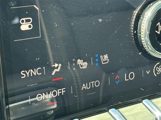 Photo of 2025 Downpour Metallic GMC Yukon