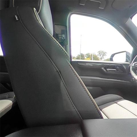 Photo of 2025 Downpour Metallic GMC Yukon