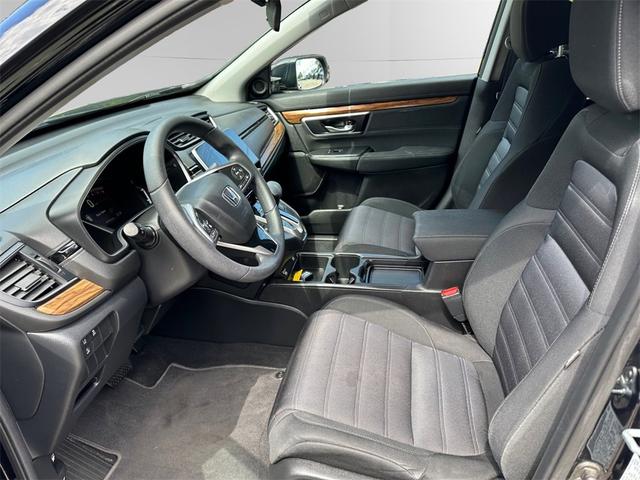Photo of 2022 Crystal Black Pearl Honda CR-V