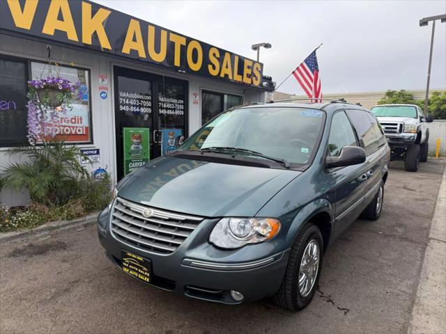 2006 Chrysler Town & Country