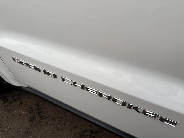 Photo of 2014  Jeep Grand Cherokee
