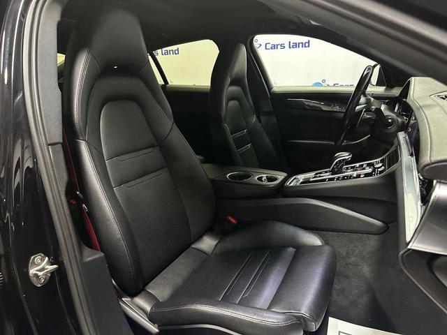 Photo of 2021 Black Porsche Panamera