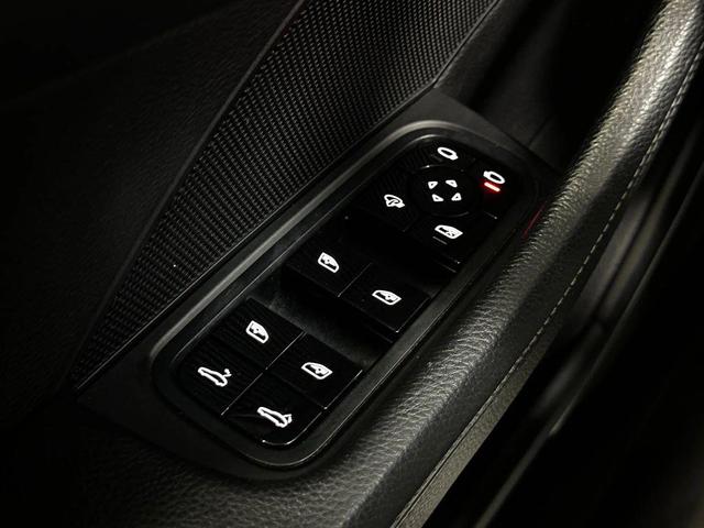 Photo of 2021 Black Porsche Panamera