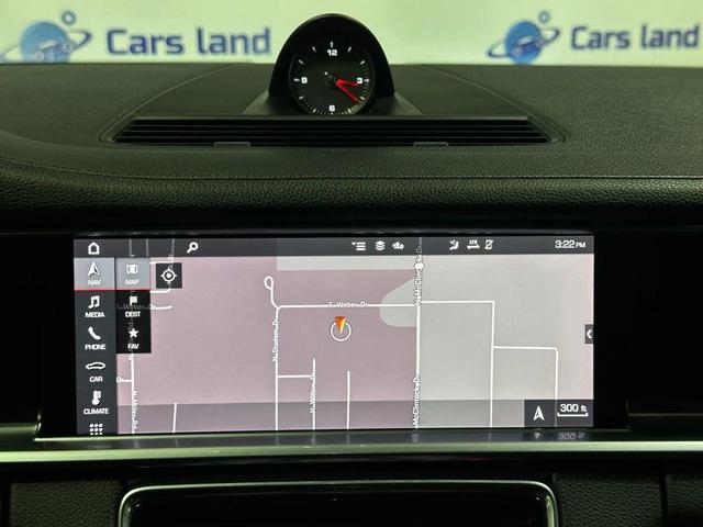 Photo of 2021 Black Porsche Panamera