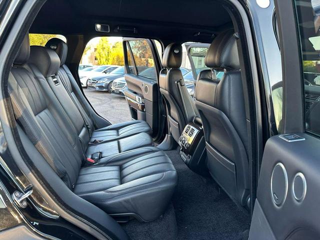 Photo of 2016 Black Land Rover Range Rover