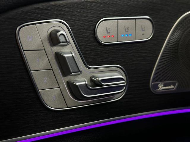 Photo of 2024 Black Mercedes-Benz GLS 450