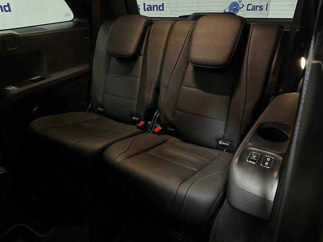 Photo of 2024 Black Mercedes-Benz GLS 450