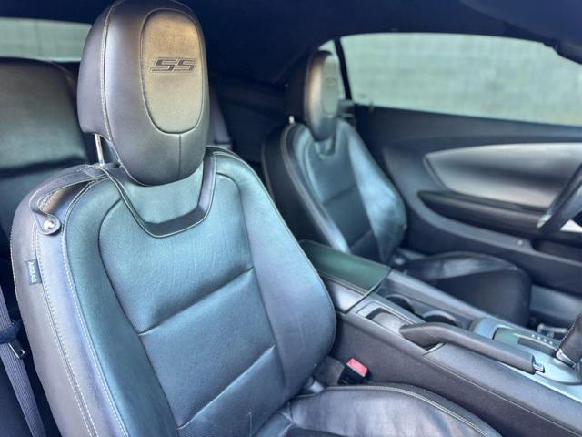 Photo of 2011 Cyber Gray Metallic Chevrolet Camaro