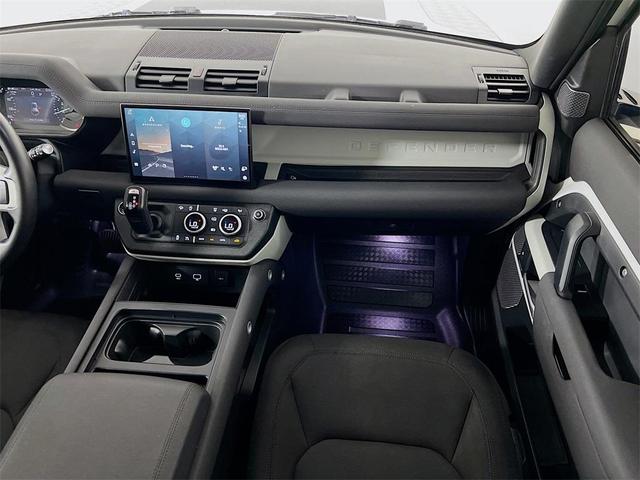 Photo of 2023 Fuji White Land Rover Defender