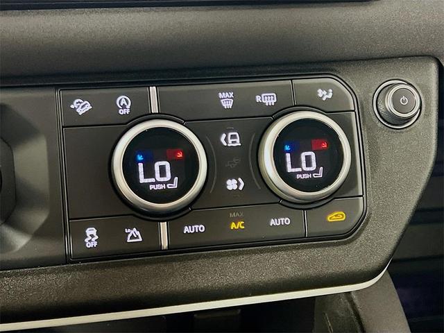 Photo of 2023 Fuji White Land Rover Defender