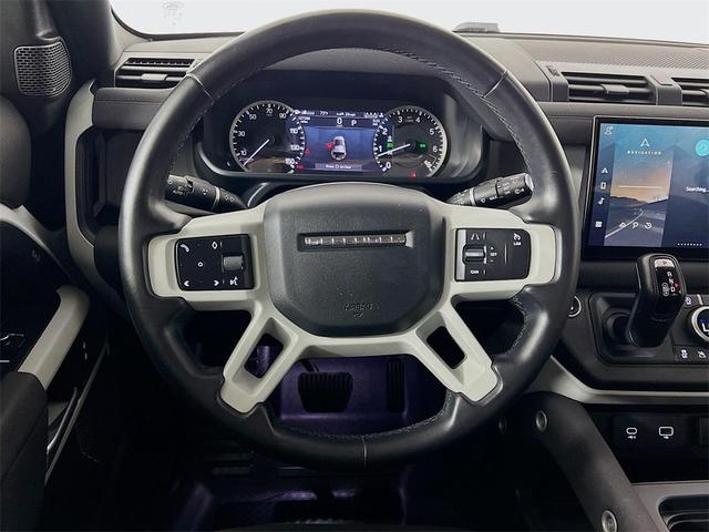 Photo of 2023 Fuji White Land Rover Defender