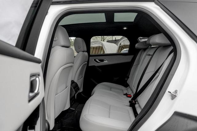 Photo of 2026 Fuji White Land Rover Range Rover Velar